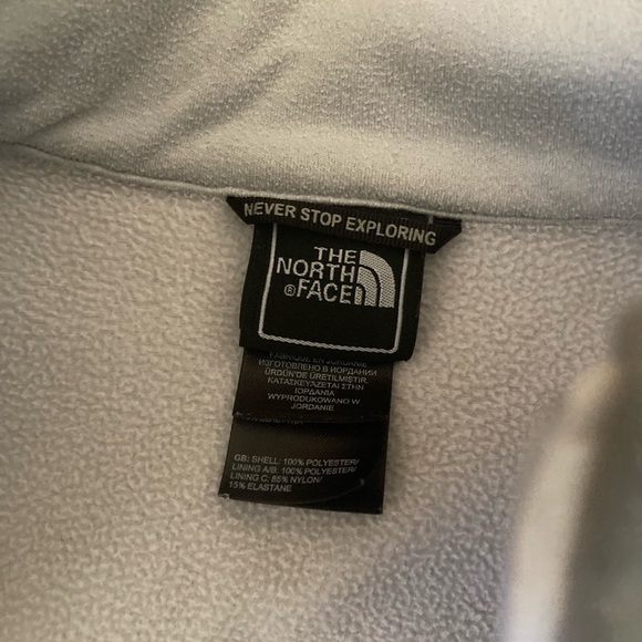 Women’s size medium Northface Aprx bionic fleece lined gray jacket. - Picture 3 of 5